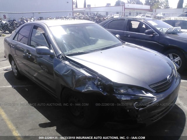 4T1BE32K64U819051 - 2004 TOYOTA CAMRY LE/XLE/SE 灰色 照片 1