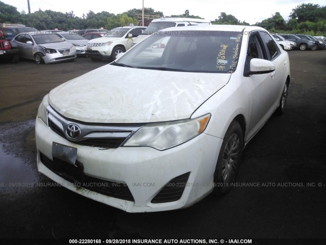 4T4BF1FK3CR199596 - 2012 TOYOTA CAMRY SE/LE/XLE თეთრი ფოტო 2