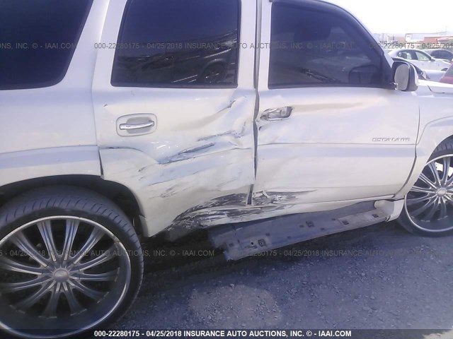 1GYEK63N62R304596 - 2002 CADILLAC ESCALADE LUXURY WHITE photo 6