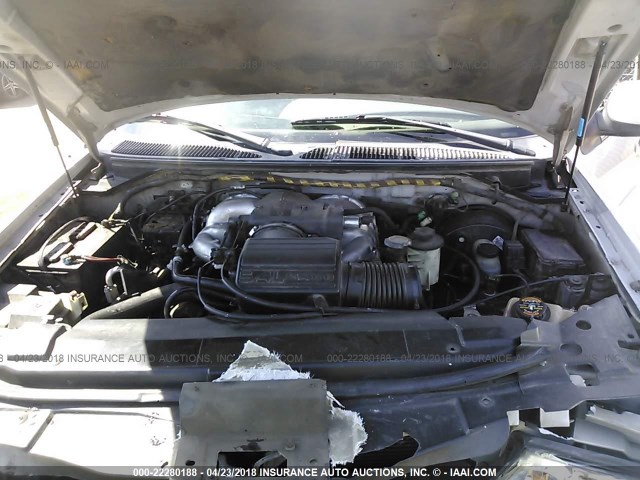 5LMRU27A4XLJ38129 - 1999 LINCOLN NAVIGATOR ვერცხლისფერი ფოტო 10