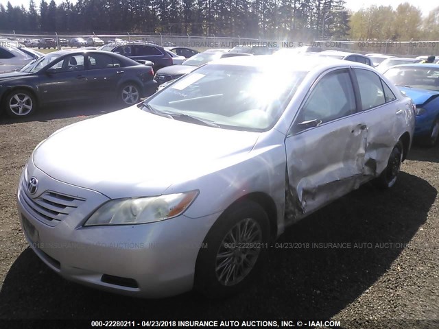 4T1BE46K29U865225 - 2009 TOYOTA CAMRY SE/LE/XLE SILVER photo 2