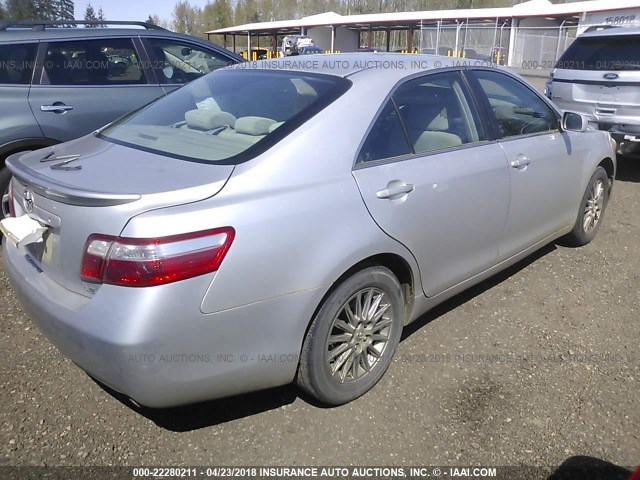 4T1BE46K29U865225 - 2009 TOYOTA CAMRY SE/LE/XLE SILVER photo 4