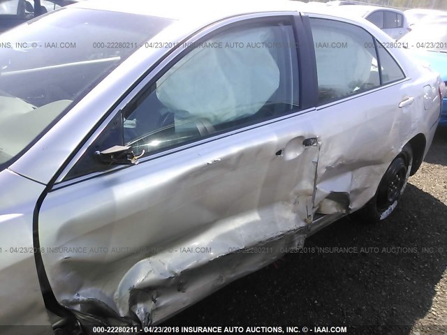 4T1BE46K29U865225 - 2009 TOYOTA CAMRY SE/LE/XLE SILVER photo 6