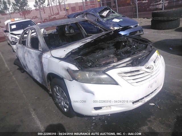 4T1BE46K27U538241 - 2007 TOYOTA CAMRY NEW GENERAT CE/LE/XLE/SE WHITE photo 1