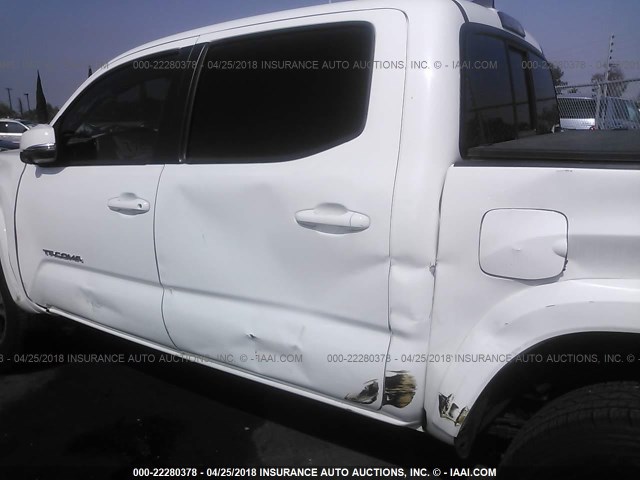 3TMCZ5AN4GM042236 - 2016 TOYOTA TACOMA DBL CAB/SR/SR5/TRD SPT/OR WHITE photo 6