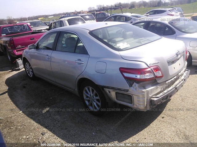 4T1BF3EK5AU007163 - 2010 TOYOTA CAMRY SE/LE/XLE 银色 照片 3