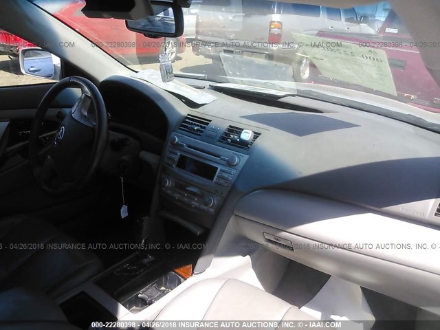 4T1BF3EK5AU007163 - 2010 TOYOTA CAMRY SE/LE/XLE 银色 照片 5