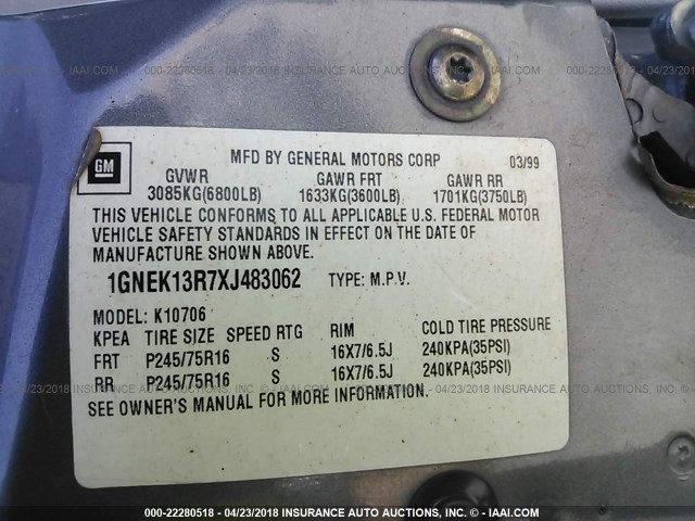 1GNEK13R7XJ483062 - 1999 CHEVROLET TAHOE K1500 GRAY photo 9