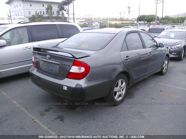 JTDBF32K830139563 - 2003 TOYOTA CAMRY LE/XLE Grau Foto 4