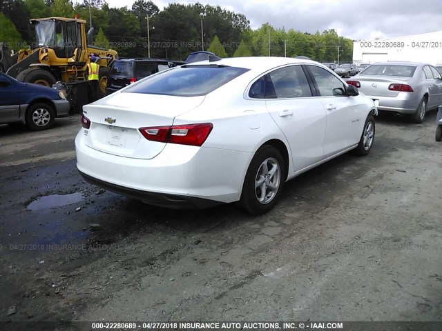 1G1ZB5ST5HF126426 - 2017 CHEVROLET MALIBU LS თეთრი ფოტო 4