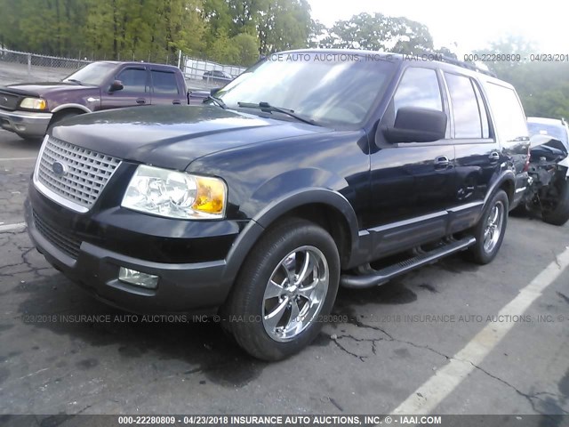 1FMPU15515LA24659 - 2005 FORD EXPEDITION XLT შავი ფოტო 2