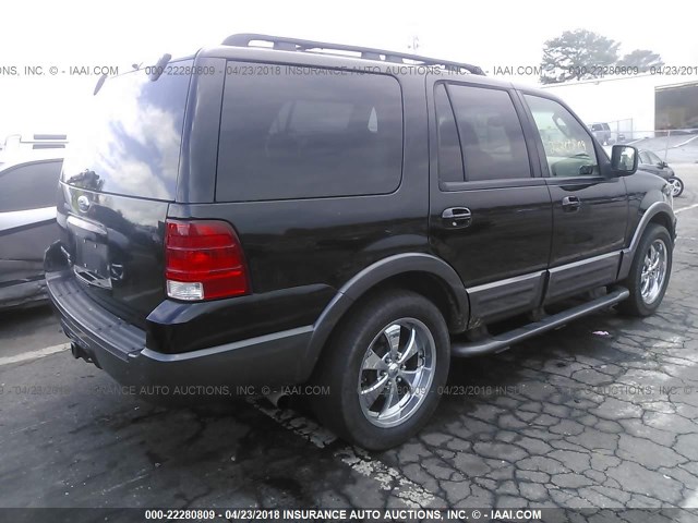 1FMPU15515LA24659 - 2005 FORD EXPEDITION XLT შავი ფოტო 4