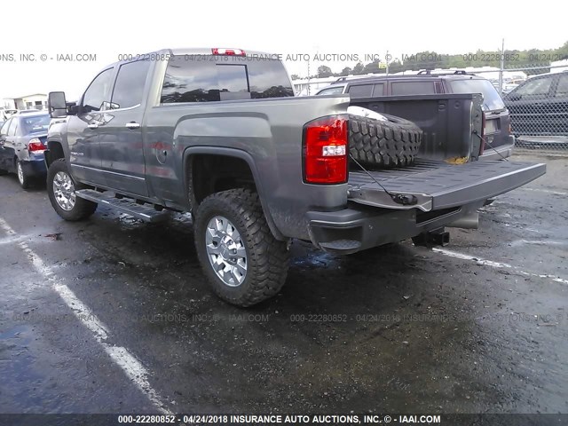 1GT12UEY0JF124059 - 2018 GMC SIERRA K2500 DENALI GRAY photo 3