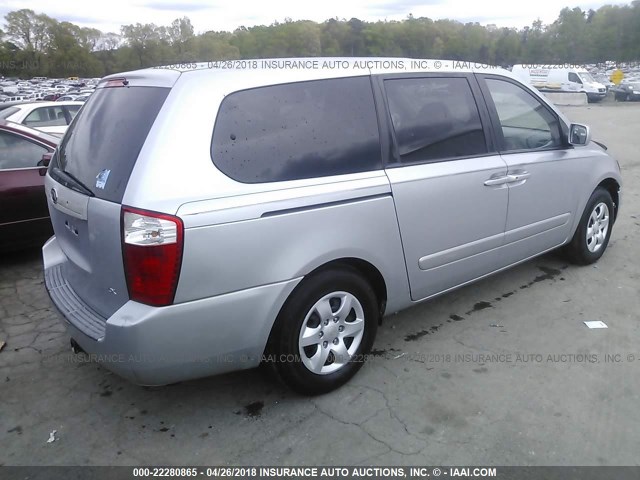 KNDMB233466025471 - 2006 KIA SEDONA EX/LX SILVER photo 4