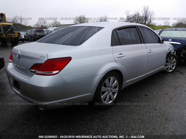 4T1BK36B66U073013 - 2006 TOYOTA AVALON XL/XLS/TOURING/LIMITED SILVER photo 4