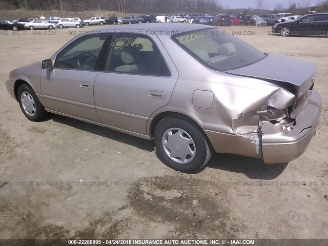4T1BG22K8XU561088 - 1999 TOYOTA CAMRY CE/LE/XLE 金色 照片 3