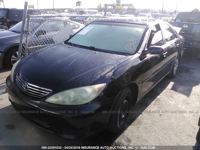 4T1BE30K75U038673 - 2005 TOYOTA CAMRY LE/XLE/SE 黑色 照片 2