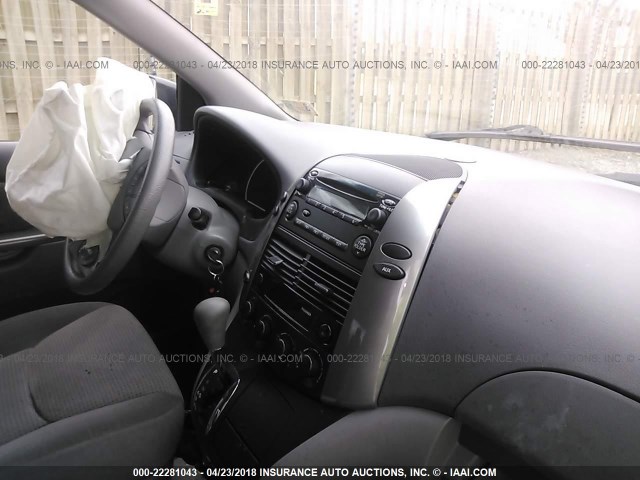 5TDZA23C06S571113 - 2006 TOYOTA SIENNA CE/LE WHITE photo 5