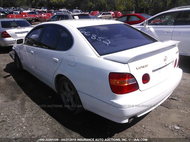 JT8BH68X0X0017492 - 1999 LEXUS GS 400 WHITE photo 3