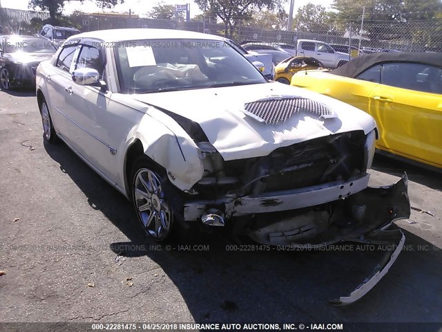 2C3KA63H86H430863 - 2006 CHRYSLER 300C CREAM photo 1