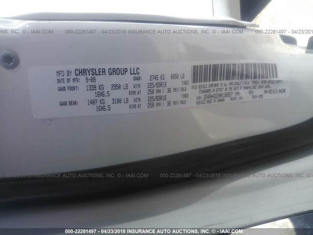 2D4RN4DE9AR138927 - 2010 DODGE GRAND CARAVAN SE BLACK photo 9