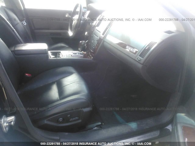 1G6DW677270139176 - 2007 CADILLAC STS BLACK photo 5