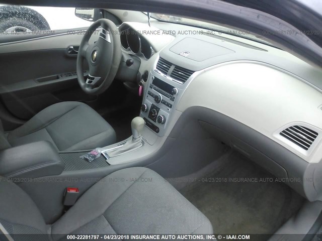 1G1ZC5E0XCF183504 - 2012 CHEVROLET MALIBU 1LT 黑色 照片 5