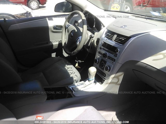 1G1ZB5E10BF338393 - 2011 CHEVROLET MALIBU LS 黑色 照片 5