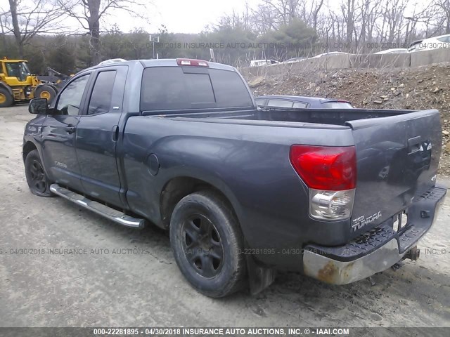 5TFBT54167X009805 - 2007 TOYOTA TUNDRA DOUBLE CAB SR5 GRAY photo 3