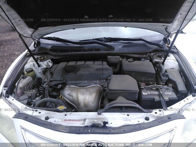 4T4BF3EK6BR125973 - 2011 TOYOTA CAMRY SE/LE/XLE WHITE photo 10