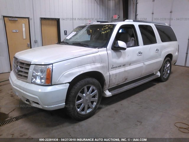 3GYFK66N45G117152 - 2005 CADILLAC ESCALADE ESV WHITE photo 2