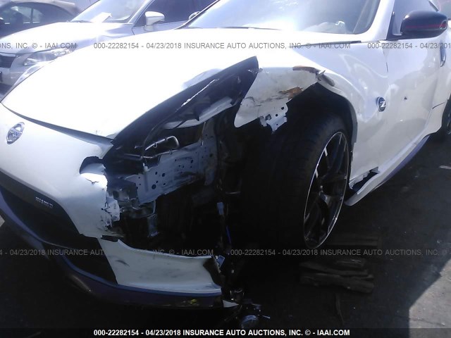 JN1AZ4EH4JM572010 - 2018 NISSAN 370Z TOURING/SPORT/NISMO WHITE photo 6