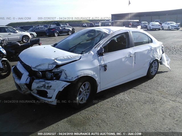 1G1JC5SHXE4190085 - 2014 CHEVROLET SONIC LT WHITE photo 2