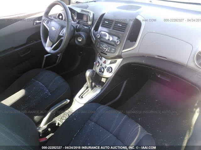 1G1JC5SHXE4190085 - 2014 CHEVROLET SONIC LT WHITE photo 5