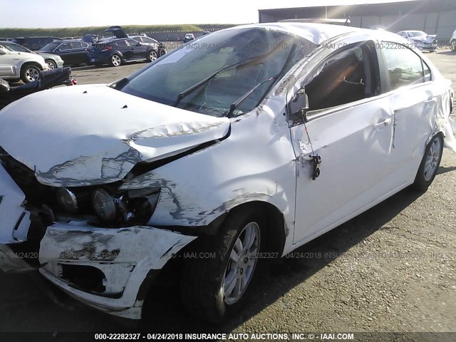1G1JC5SHXE4190085 - 2014 CHEVROLET SONIC LT WHITE photo 6