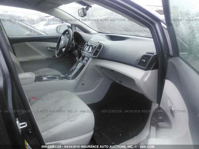 4T3ZA3BB5AU030886 - 2010 TOYOTA VENZA GRAY photo 5