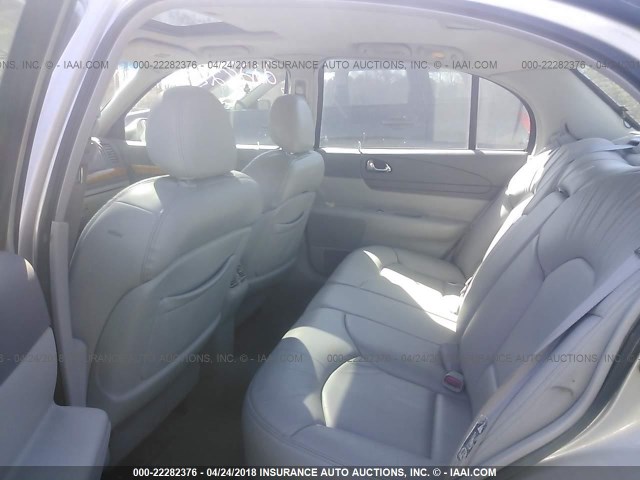 1LNHM97V22Y689391 - 2002 LINCOLN CONTINENTAL  Silber Foto 8