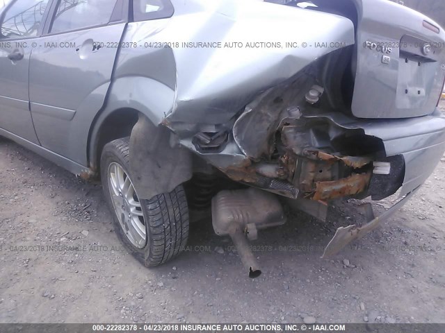 1FAFP34N55W224131 - 2005 FORD FOCUS ZX4 GREEN photo 6