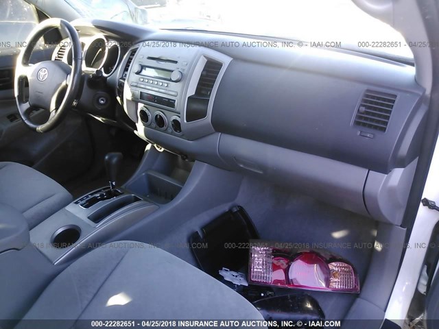 5TELU42NX5Z055192 - 2005 TOYOTA TACOMA DOUBLE CAB 白色 照片 5