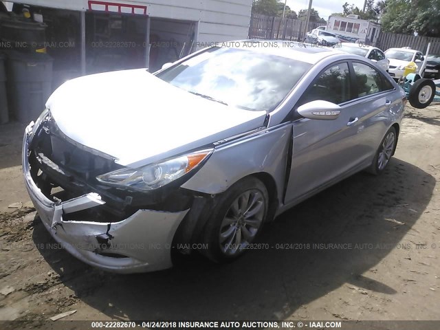 5NPEC4AB7BH187778 - 2011 HYUNDAI SONATA SE/LIMITED SILVER photo 2