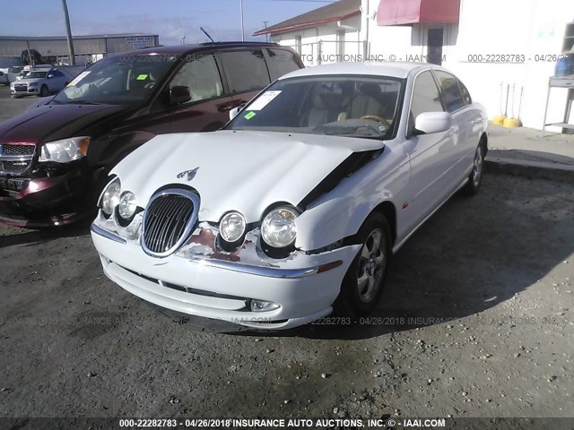 SAJDA01C9YFL03828 - 2000 JAGUAR S-TYPE WHITE photo 2