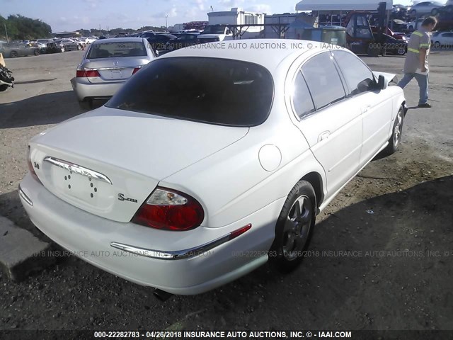 SAJDA01C9YFL03828 - 2000 JAGUAR S-TYPE WHITE photo 4