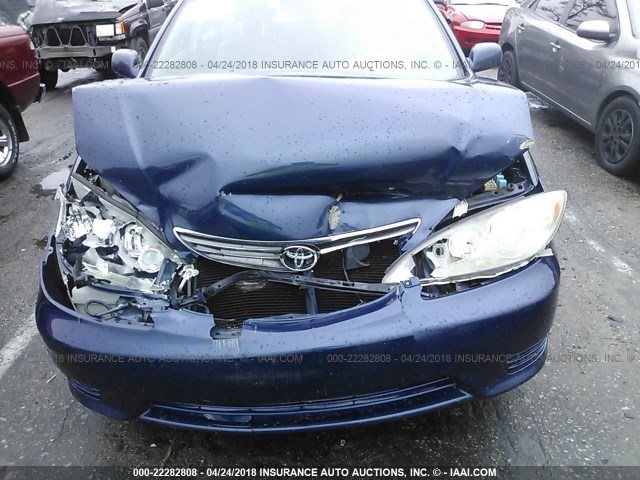 4T1BE32K25U071402 - 2005 TOYOTA CAMRY LE/XLE/SE ლურჯი ფოტო 6