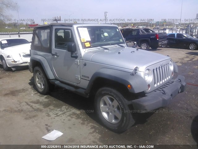 1J4AA2D15BL631113 - 2011 JEEP WRANGLER SPORT 银色 照片 1
