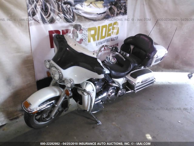 1HD1FC4148Y603889 - 2008 HARLEY-DAVIDSON FLHTCUI WHITE photo 2