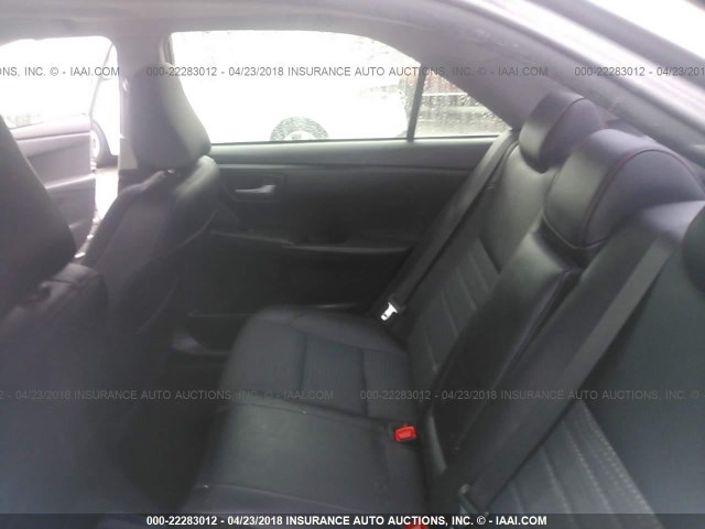 4T1BF1FK2FU490301 - 2015 TOYOTA CAMRY LE/XLE/SE/XSE GRAY photo 8