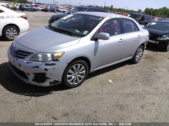 5YFBU4EE3DP084819 - 2013 TOYOTA COROLLA S/LE SILVER photo 2