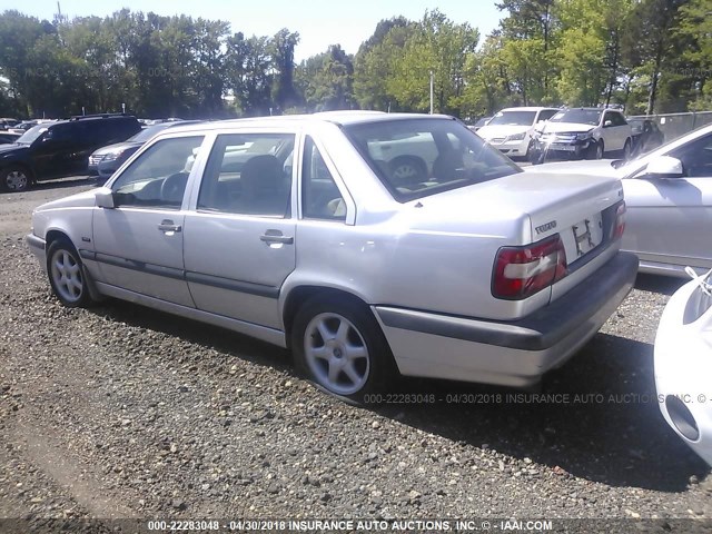 YV1LS554XV1394568 - 1997 VOLVO 850 SILVER photo 3