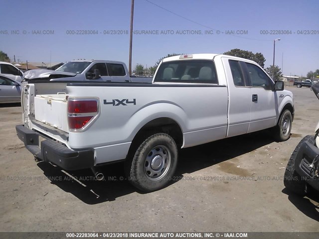 1FTFX1EF3DKE18961 - 2013 FORD F150 SUPER CAB WHITE photo 4