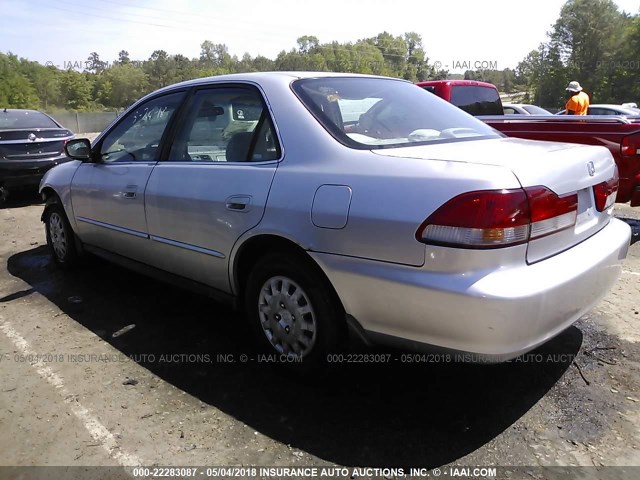 1HGCF86652A136967 - 2002 HONDA ACCORD VALUE SILVER photo 3